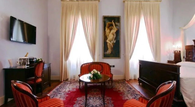 Hotel Villa Borghesi, Buchen Sie Hotel Corte de Cortesi con Cignone 