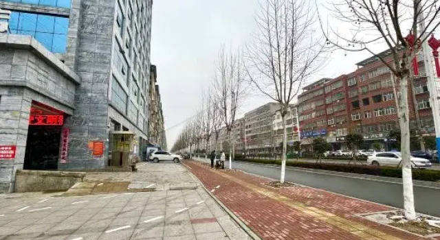 Gushi Hongyuan residence, Book Hotel Gushi Henan