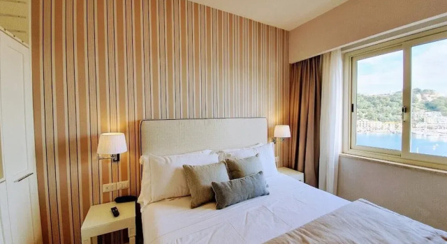 Номер Classic Hotel Plaza