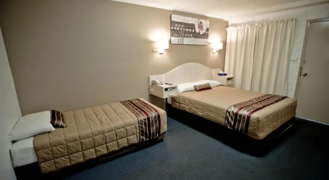 Двухместный номер Superior Centrepoint Motor Inn