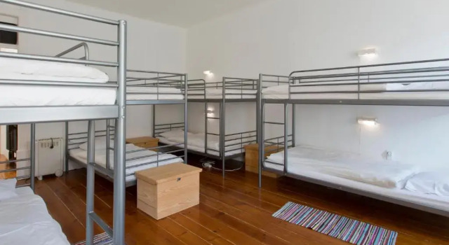 Кровать в общем номере Hostel Alegria