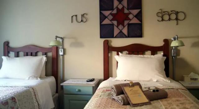 Homestead Guesthouse, Забронировать Отель Отели Фри-Стейт с парковкой, Парковка