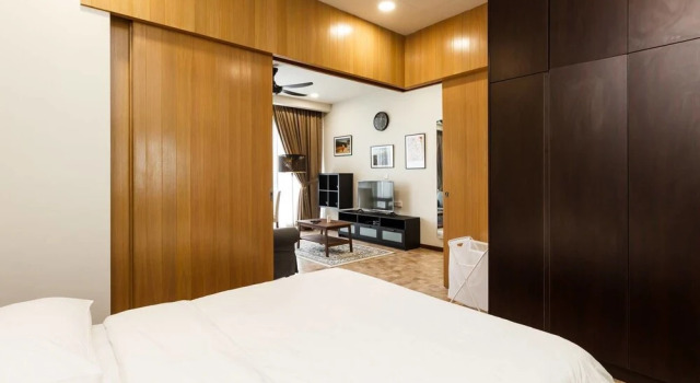 Professional 1BR Suites @ Tun Razak