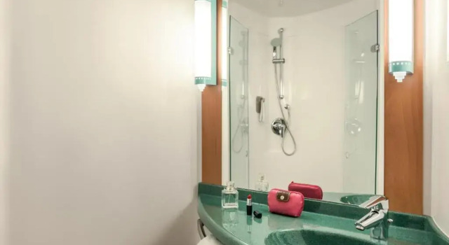 Номер Standard ibis Chartres Ouest Luce