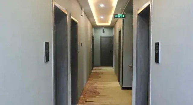 Qicai Danxia Apricot Hotel, Book Hotel Zhangye Gansu