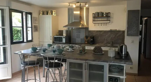 Апартаменты Beautiful ground floor 2 bedroom apartment