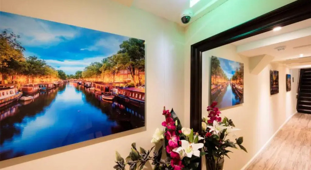 Royal Plaza Hotel Amsterdam, Rezervovat Hotel Amsterdam centrum 