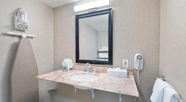 Двухместный номер Standard с балконом Best Western Los Alamitos Inn & Suites