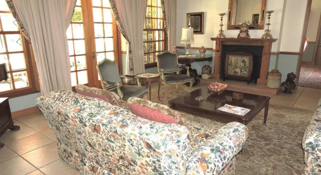 Rozenhof, Book Hotel Pretoria 