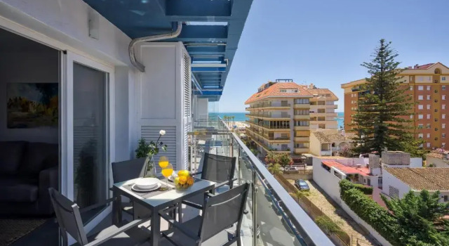 Апартаменты Sur Suites La Dorada, centricos soleados a pocos metros de la Playa y con Parking Opcional