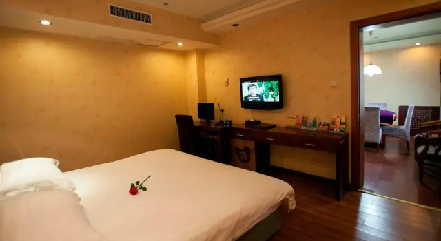 Номер Business Yiwu Luckbear Hotel