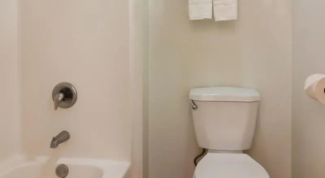 Двухместный номер Deluxe OYO Garden Inn and Suites Pearsall I-35 East