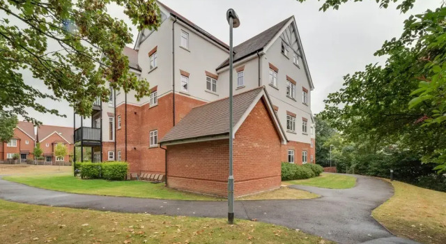 NEW 2BD Flat Great Location Heart of Maidenhead