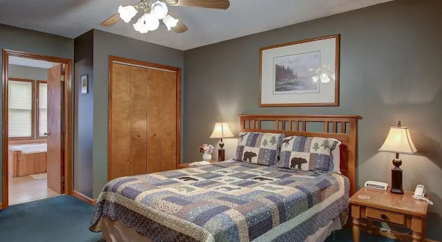 Dreamweaver 1 Bedroom 1 Bathroom Cabin