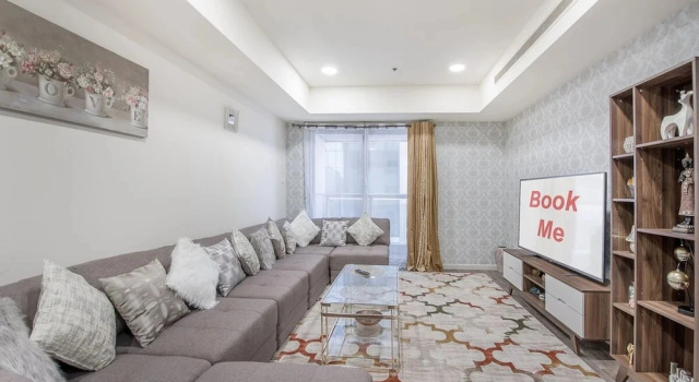 High-floor 2BR With Dubai Marina Views