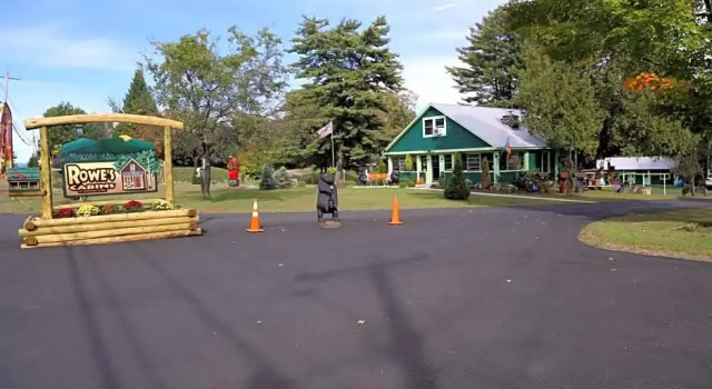 Двухместный люкс Deluxe Rowes Adirondack Cabins of Schroon Lake