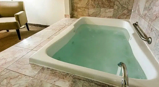 Люкс Sleep Inn & Suites Winchester near University