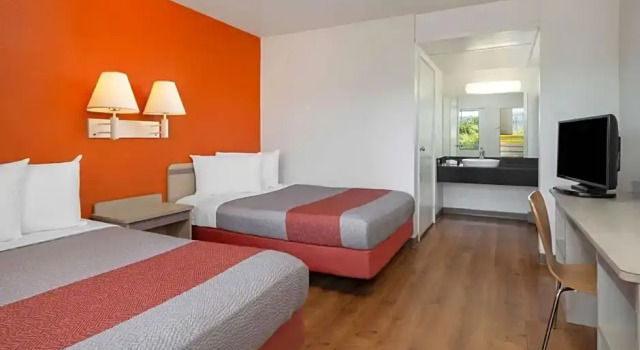 Номер Deluxe Motel 6-Oceanside, CA