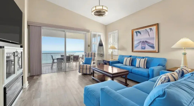 Номер Standard с балконом Cinnamon Beach 6 by Distinctive Beach Rentals