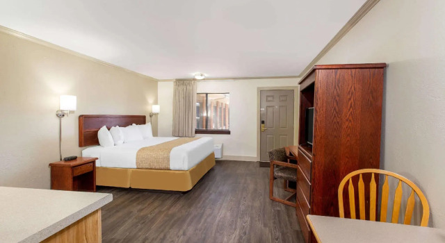 Двухместный люкс Travelodge by Wyndham Livingston
