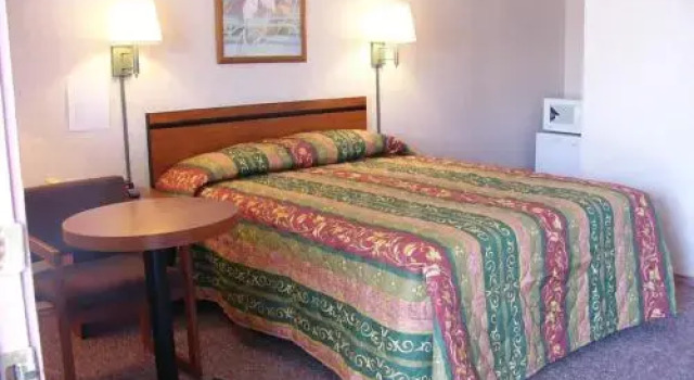 Valley Motel