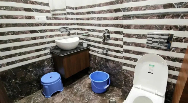Трёхместный номер Deluxe Shanti Residency
