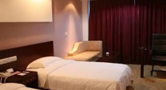 Liu He Hotel, Book Hotel Meilan 