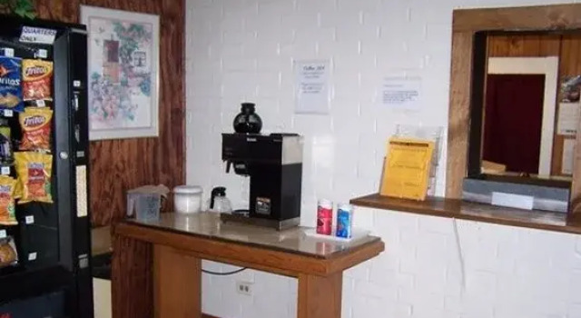 Fairvue Studios, Prenota Hotel Springfield Ozark
