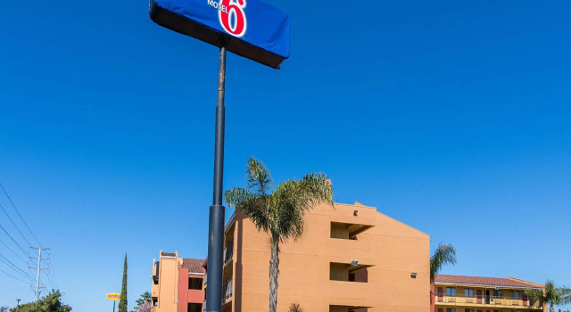 Motel 6 Stockton, Book Mini-hotel Hoteller i Stockton med pool, Swimmingpool