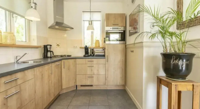 Коттедж Classic Detached 6 Pers Holiday Home