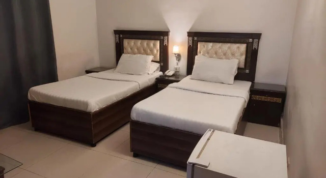 Chancery 2, Prenota Hotel Hotel economici a Gulberg