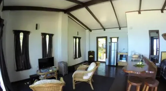 Vaiorea Beach House