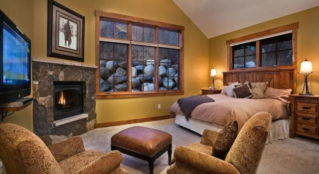 Bears Grande 8 BedroomHoliday home By Moving Mountains, Book Hotel Steamboat Springs Colorado