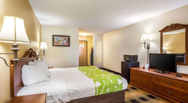 Двухместный номер Standard Econo Lodge Inn & Suites Fairview Heights St Louis