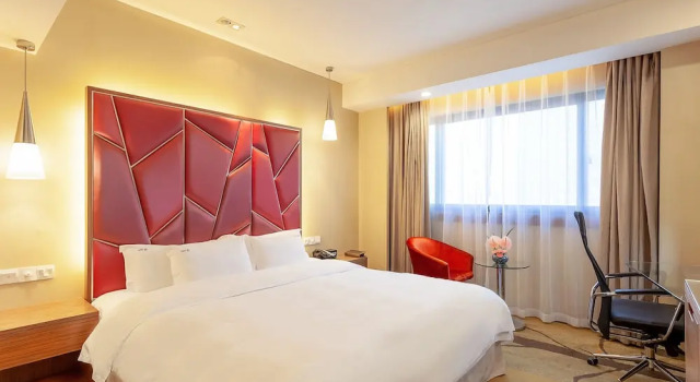 Двухместный номер Standard Holiday Inn Hefei by IHG