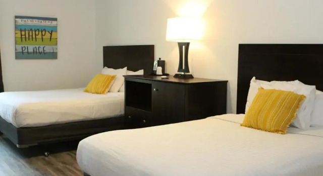 Четырёхместный номер Standard Bay Lodging Resort