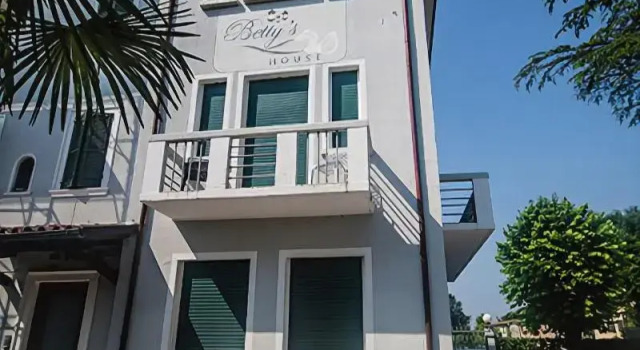 Betty's House