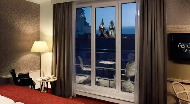 Superior Double room with balcony Astoria Hotel