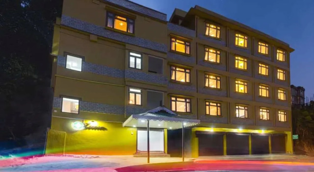 Leenor Regency By RightClique, Book Hotel Hotels in Sikkim with Parking, Parking