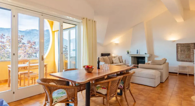 Punta Grumo B17, Book Hotel Hotels in Como with a Pool, Swimming Pool