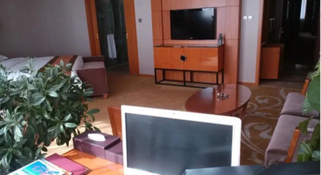 Erdos Sishuangman Hotel, Book Hotel Hotels in Inner Mongolia with Parking, Parking
