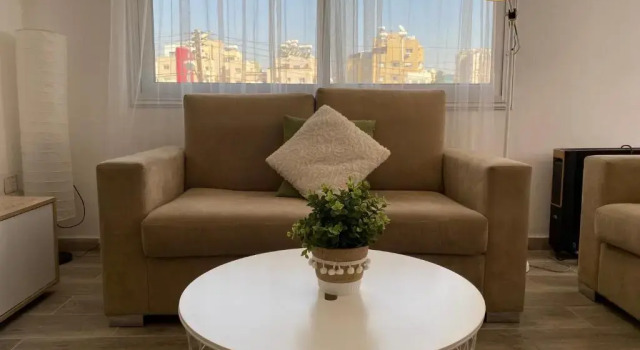 Modern Apartment Valentino GL144
