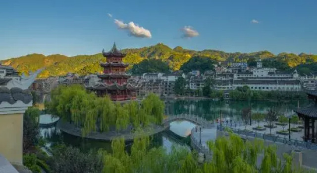 Zhenyuan Yian Hotel, Book Hotel Hotels in Zhenyuan with a Pool, Swimming Pool