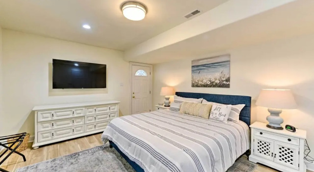Апартаменты Sunny Brigantine Townhome: Walk to Beach