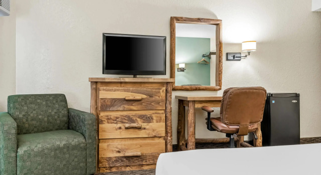 Двухместный номер Standard Econo Lodge, Downtown Custer Near Custer State Park and Mt Rushmore