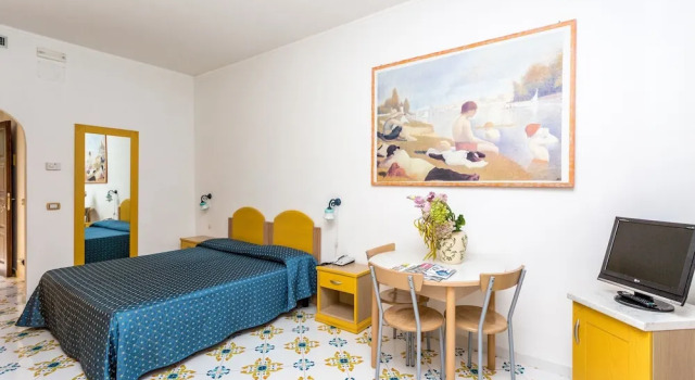 Студия Standard Club Residence La Castellana