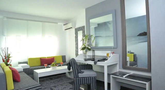 Люкс Le Trianon Luxury Hotel & Spa