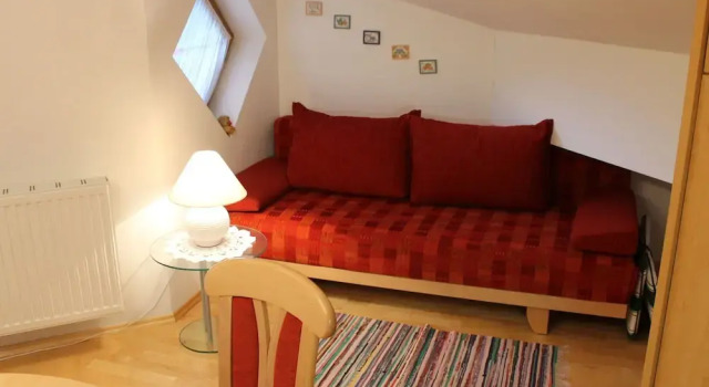 Modern Apartment in Salzburg With Garden, Rezervovat Apartmán Hotely v Filzmoos s parkováním, Parkování