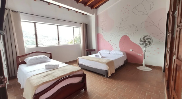 Трёхместный номер Comfort Hostal Colors - Hostel