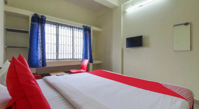 OYO 76215 Royal Residency, Забронировать Отель Отели штата Тамилнада 3 звезды, 3*